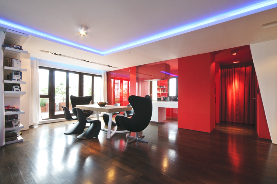 yarkiy-interyer-kvartiry-v-tsentre-varshavy-06