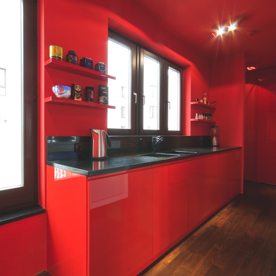 yarkiy-interyer-kvartiry-v-tsentre-varshavy-10