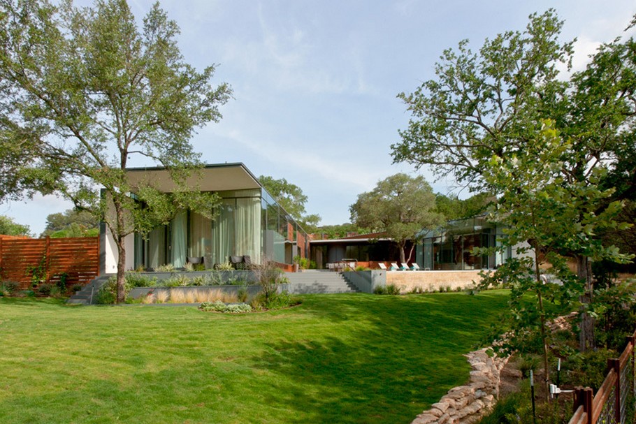 cascading-creek-house-by-bercy-chen-studio