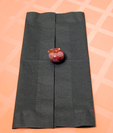 Как красиво сложить салфетки