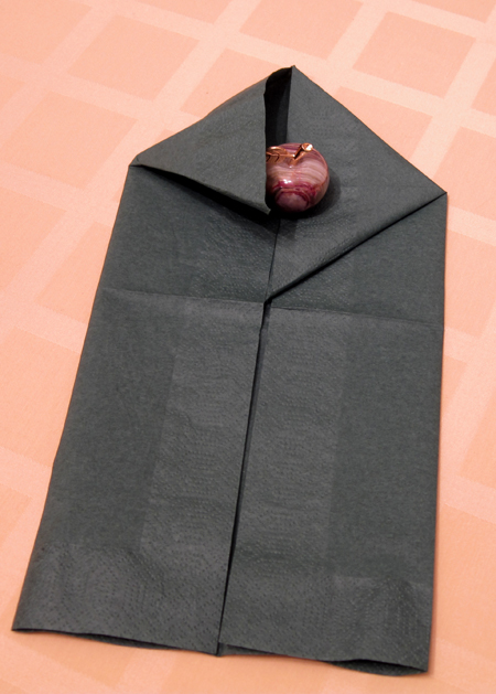 Как красиво сложить салфетки