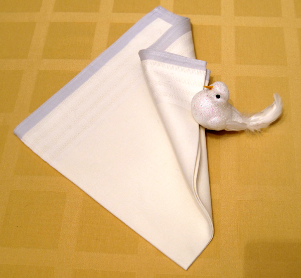 Как красиво сложить салфетки