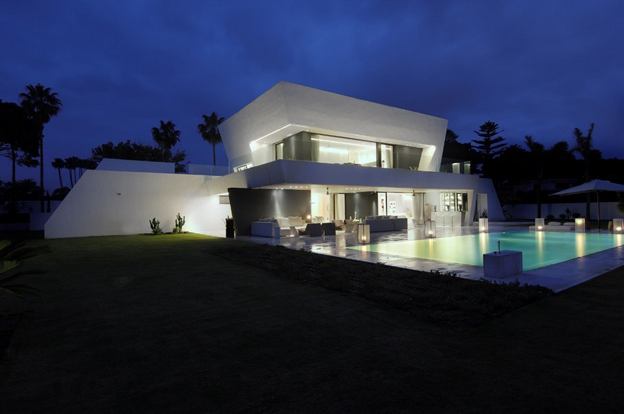property-in-spain-by-a-cero-architects