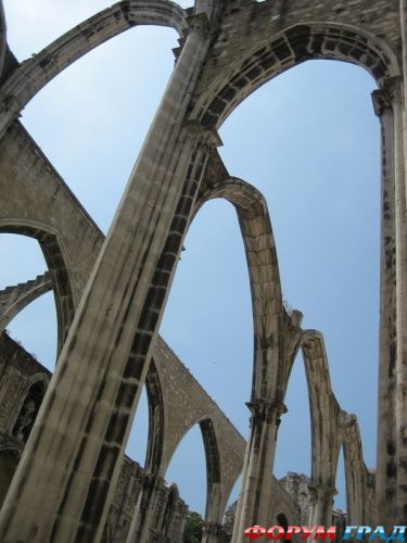 lisbon-convento-carmo