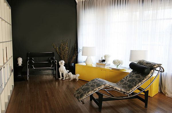 yellow-and-black-living-room-decor