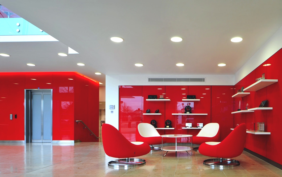 contemporary-commercial-interior-design-england-01