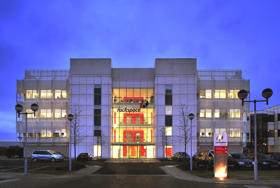 contemporary-commercial-interior-design-england-22