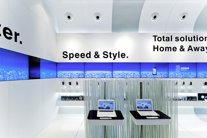 3-flagship-store-by-alexchoi-design-partners-03