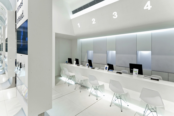 3-flagship-store-by-alexchoi-design-partners-08