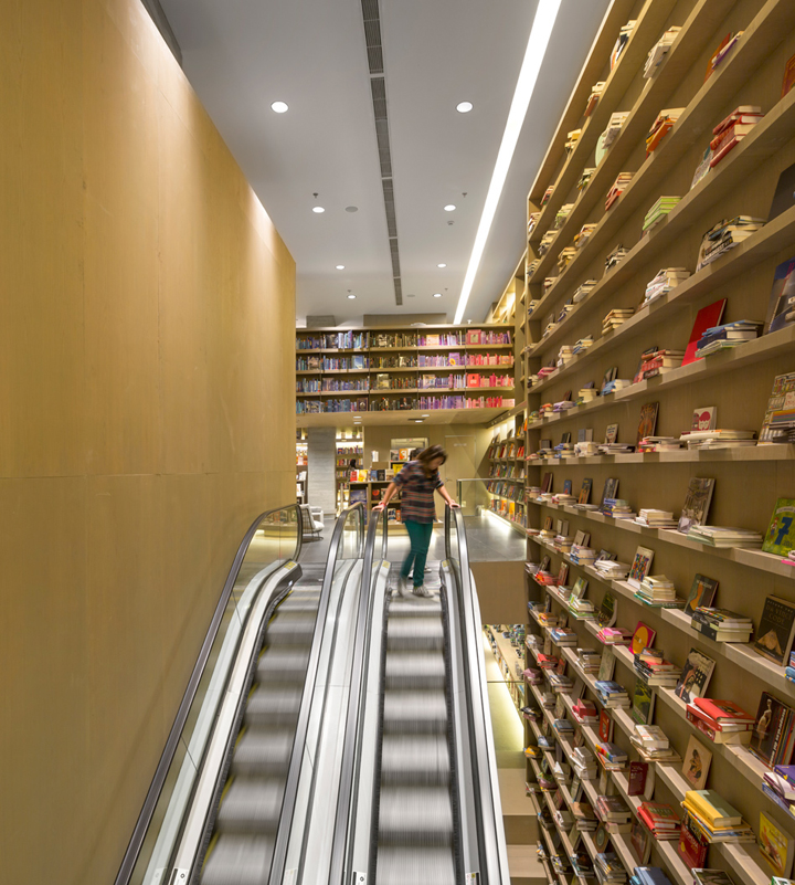 aiva-bookstore-rio-de-janeiro-08