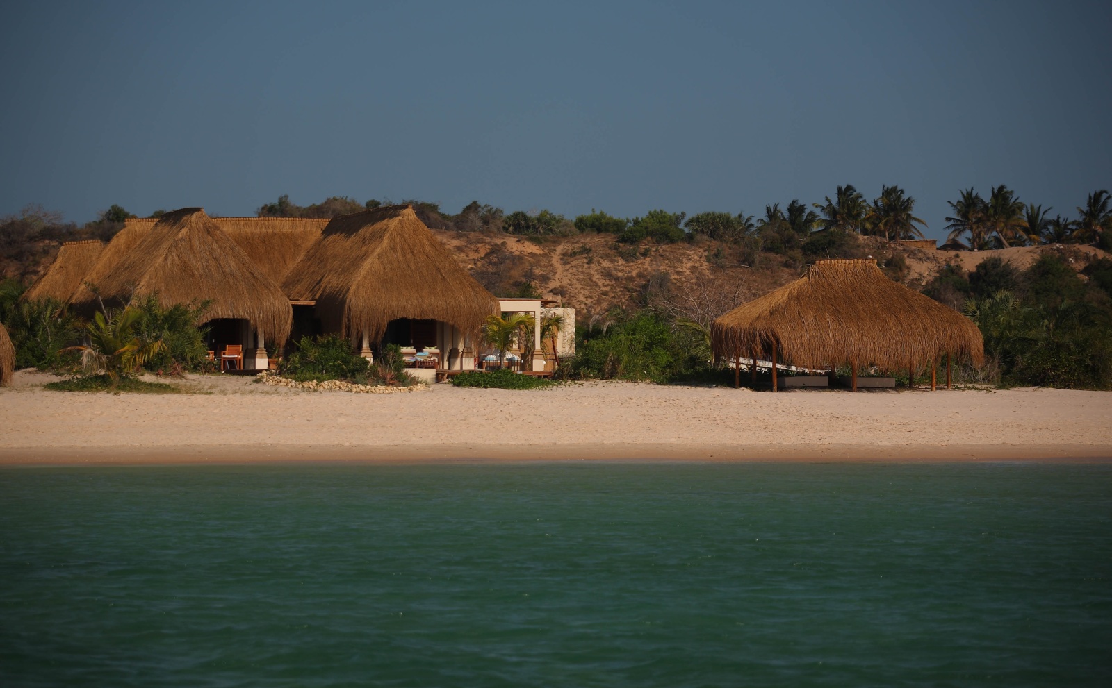 Курорт на островах Мазамбика - Azura Benguerra