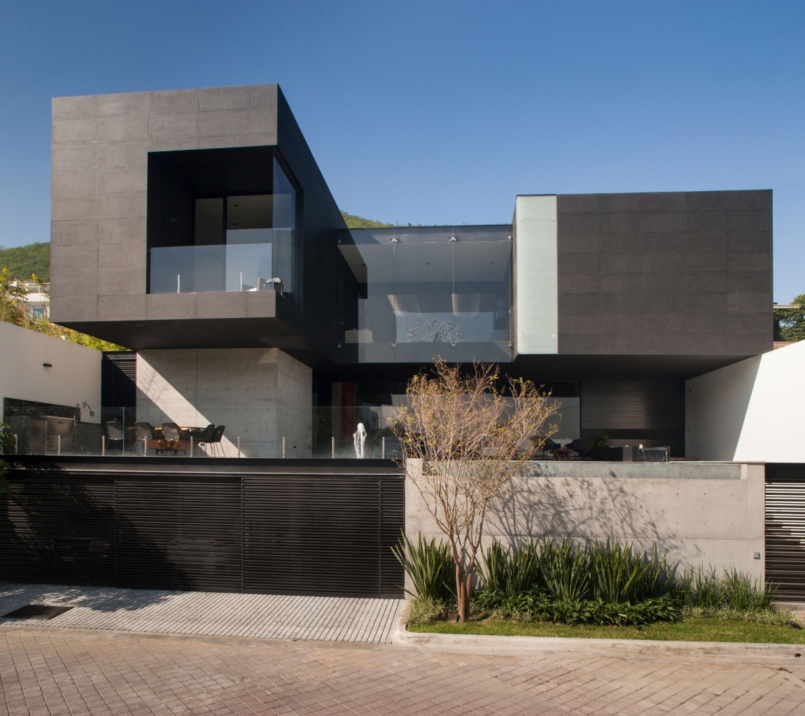 casa-by-glr-arquitectos-01