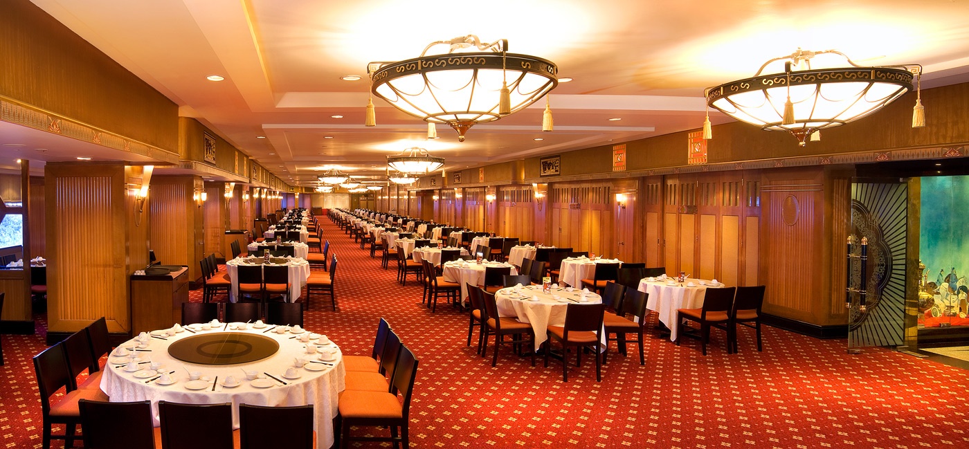 colourful-giant-hotel-12