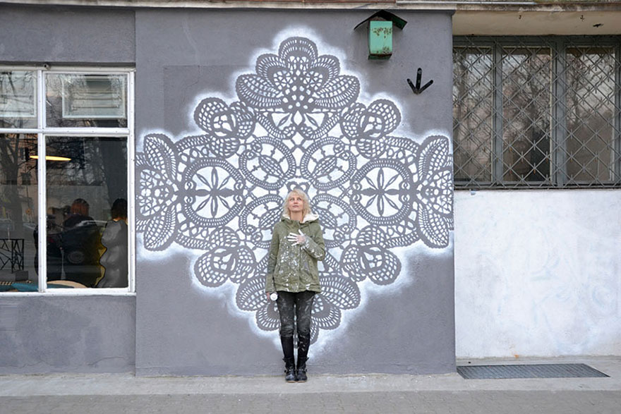 crochet-lace-street-art-16