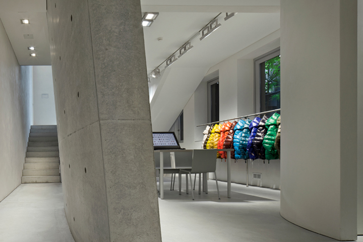 duvetica-showroom-milan-italy-15