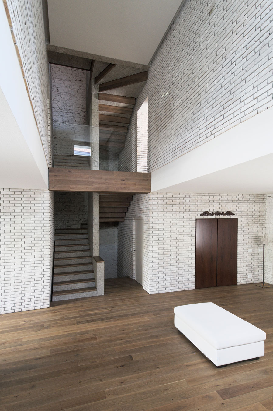 g-house-by-lorenzo-guzzini-09