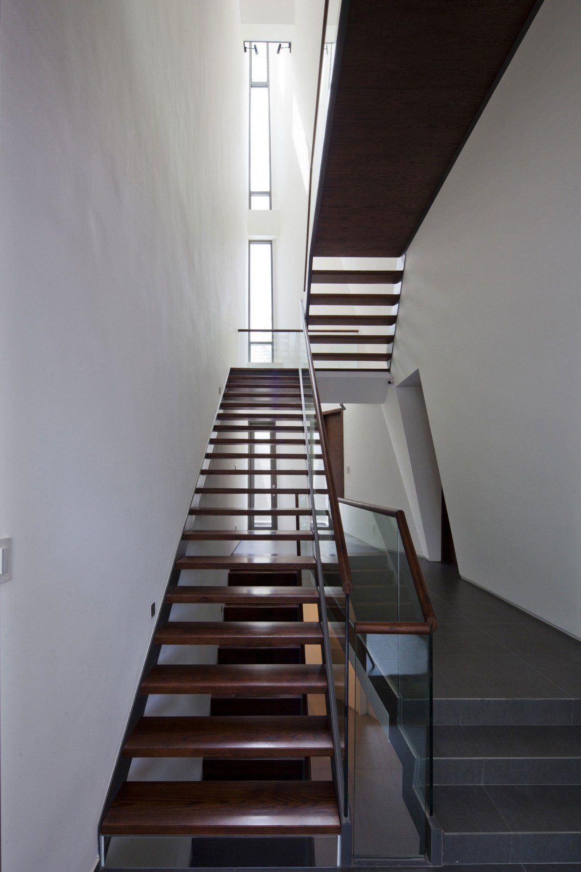 house-by-nha-dan-architect-05