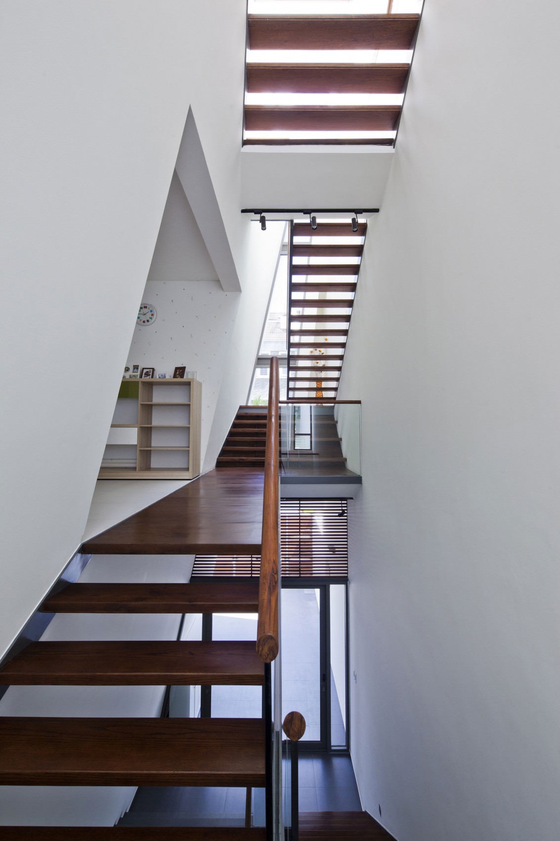house-by-nha-dan-architect-07