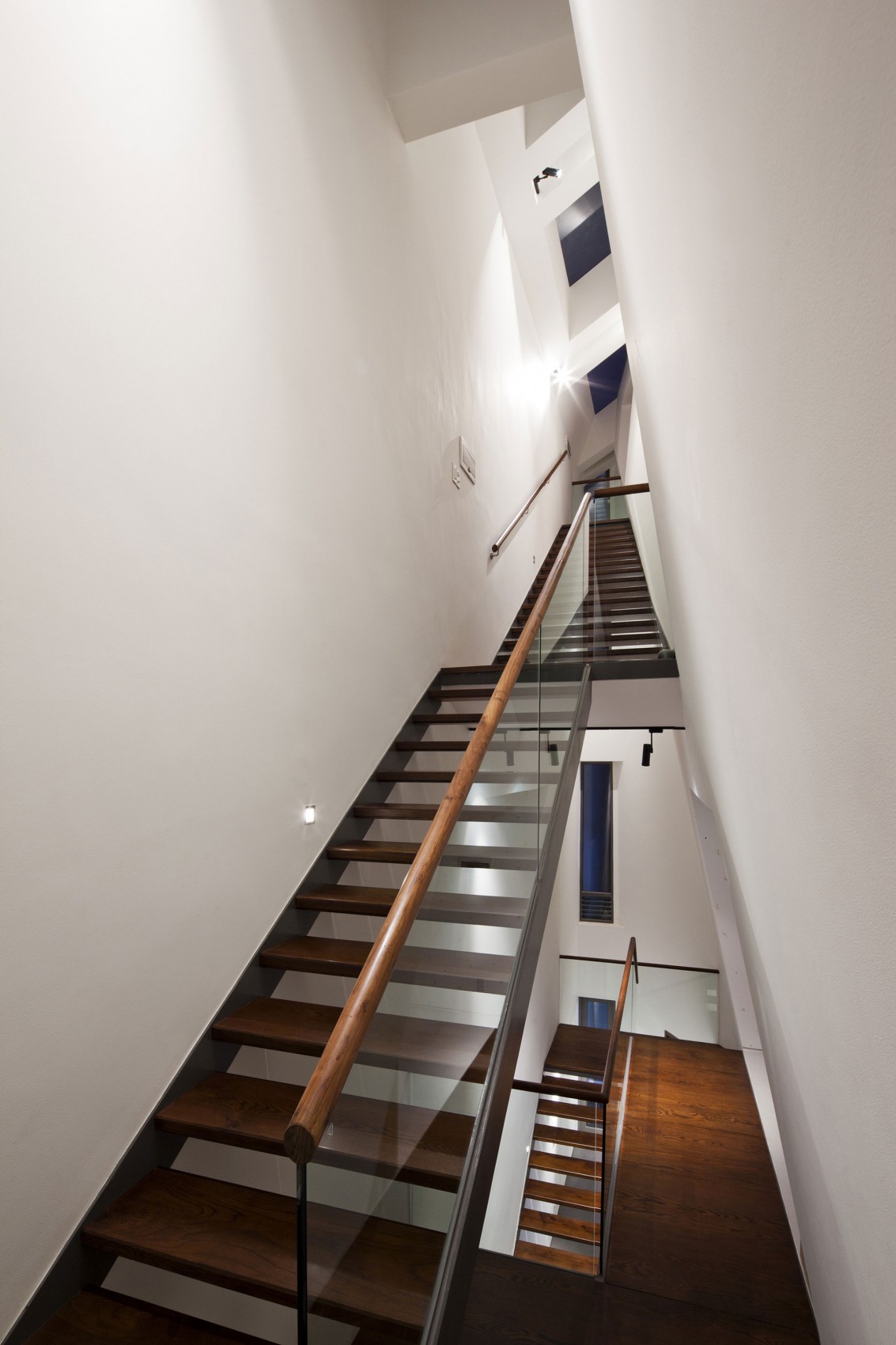 house-by-nha-dan-architect-15
