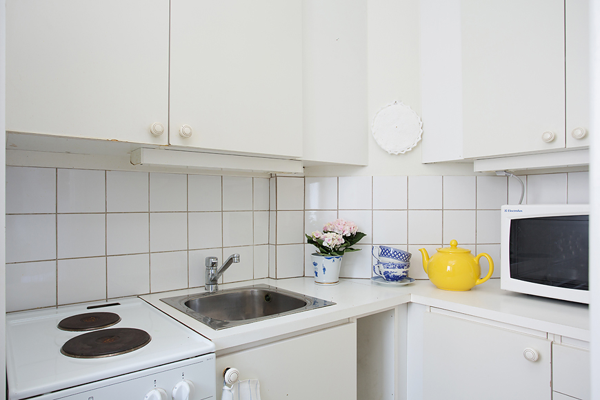 kvartira-v-stile-skandinavskogo-shika-22-metra-v-stokgolme-09