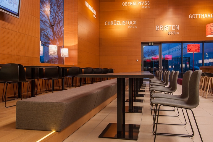 motorway-restaurant-08