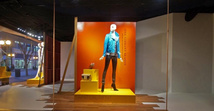 nordstrom-window-displays-10