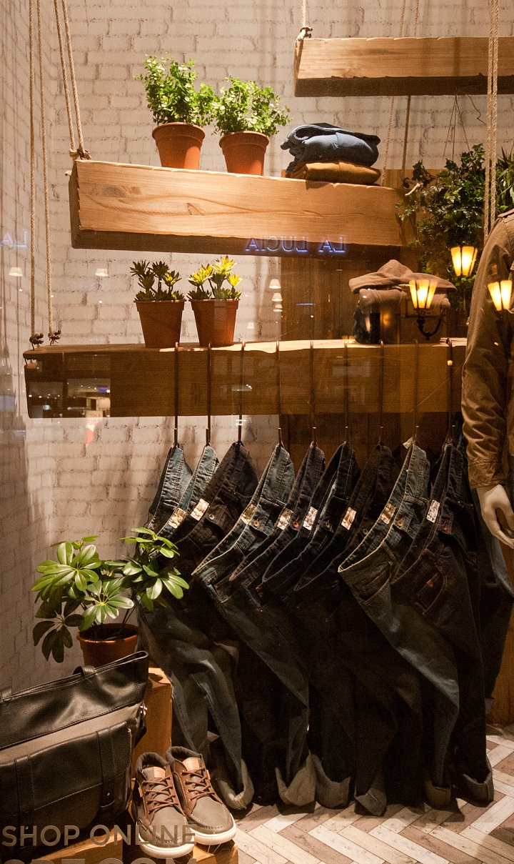 springfield-windows-budapest-02