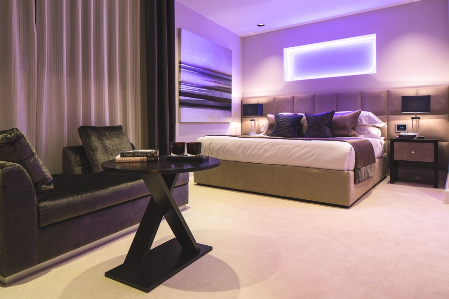 luxury-living-at-the-impressive-knights-place-london-04
