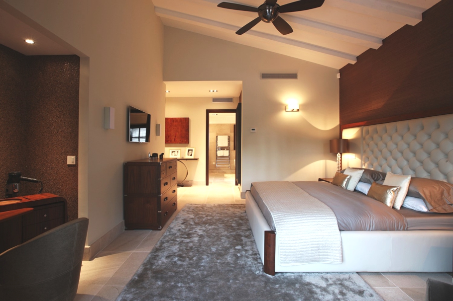 santa-ponsa-villa-by-curve-interior-design
