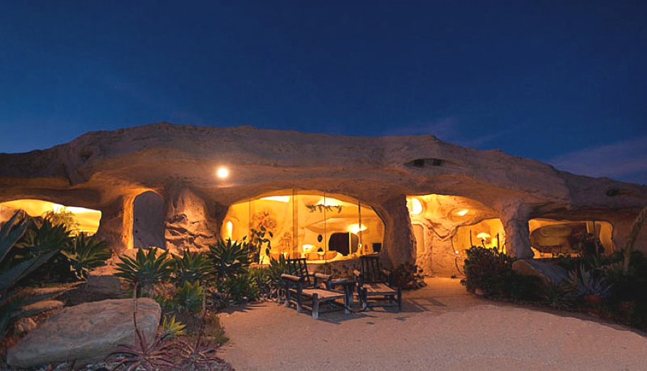flintstones-style-malibu-retreat-12