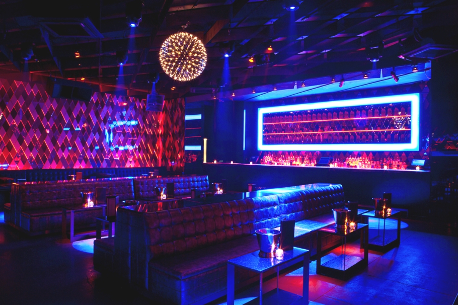 interiors-at-w-south-beach-miami-14