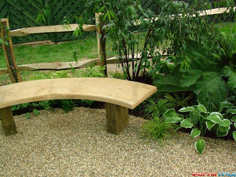 bench-in-the-garden-07