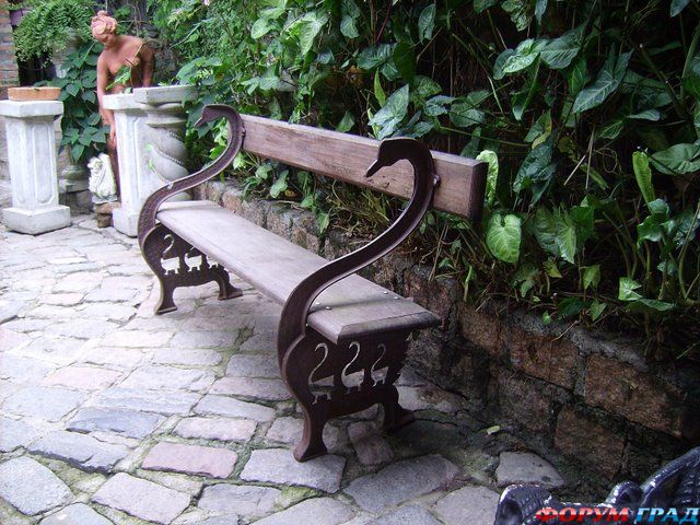 bench-in-the-garden-08