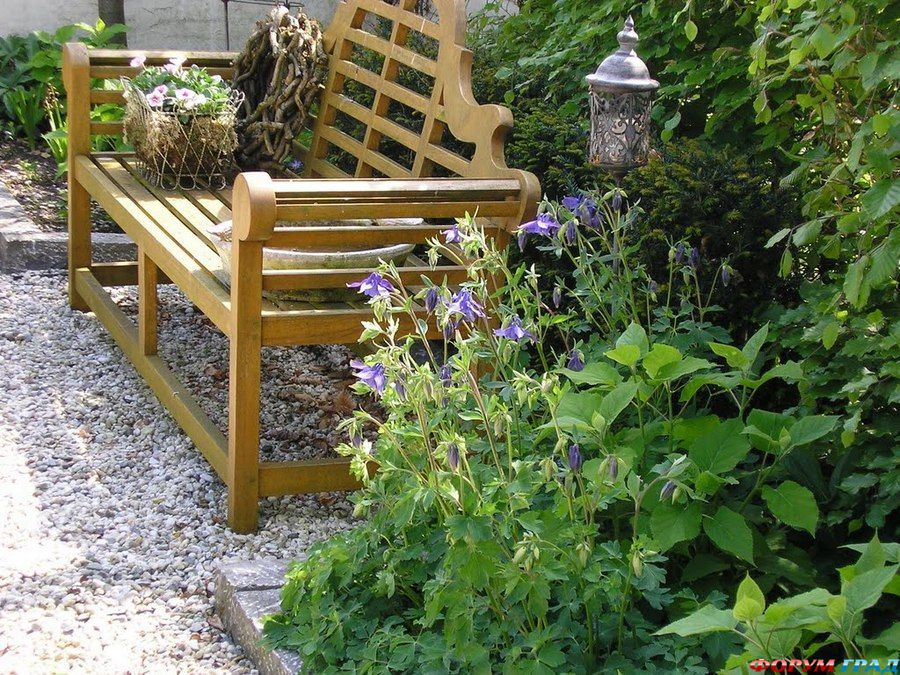 bench-in-the-garden-11
