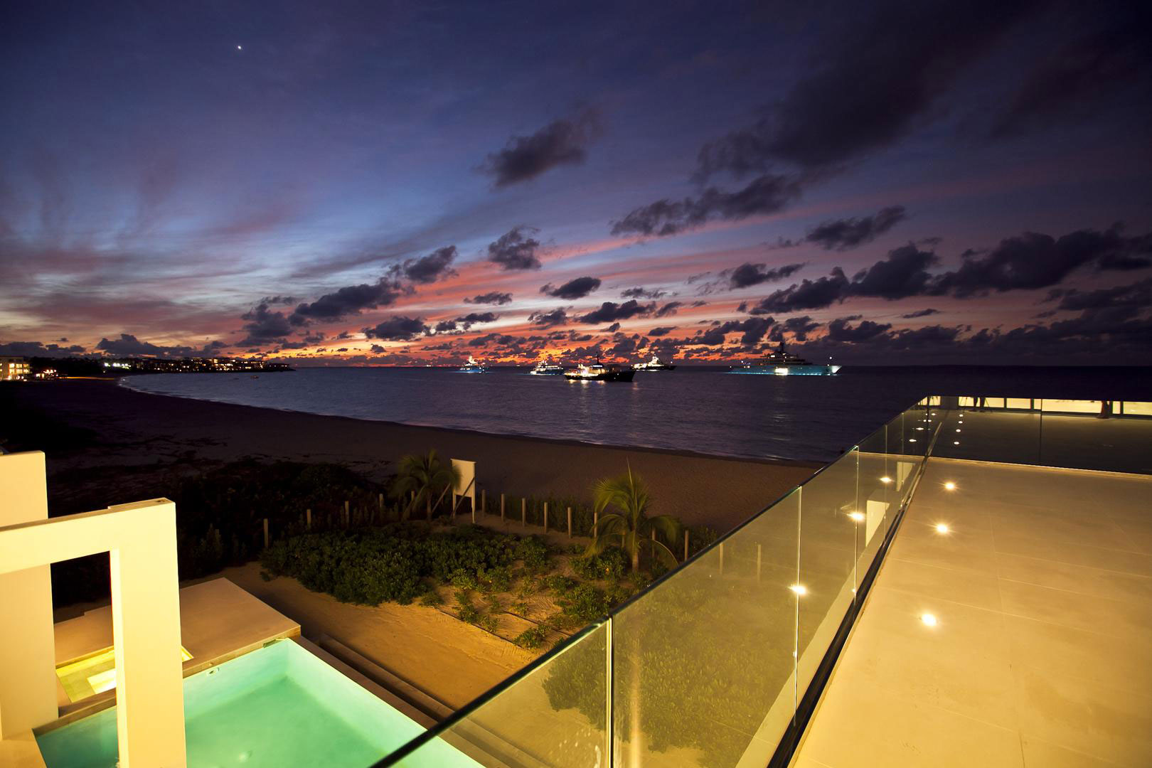beach-house-by-sunset-homes-13