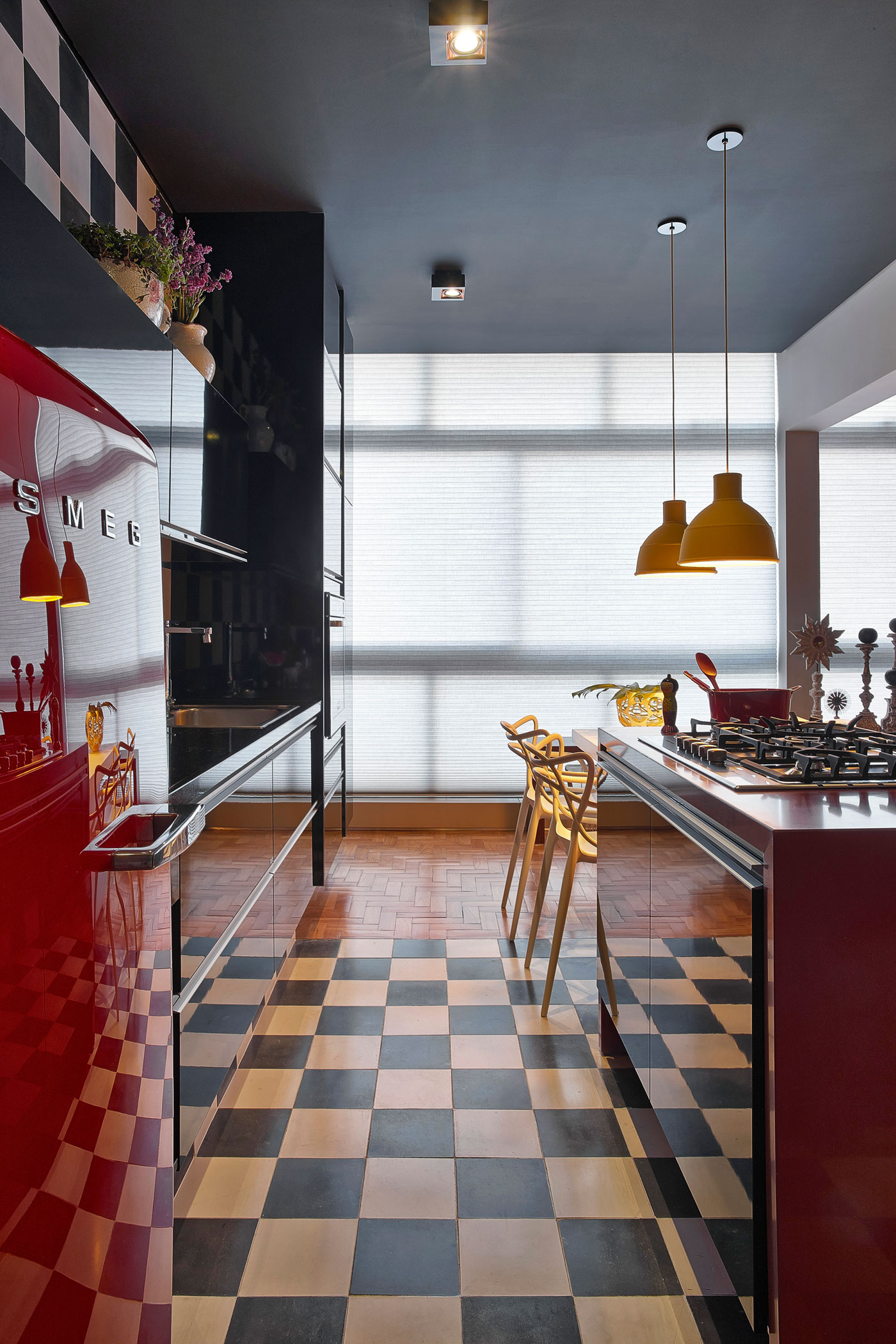bright-apartment-by-gislene-lopes-08