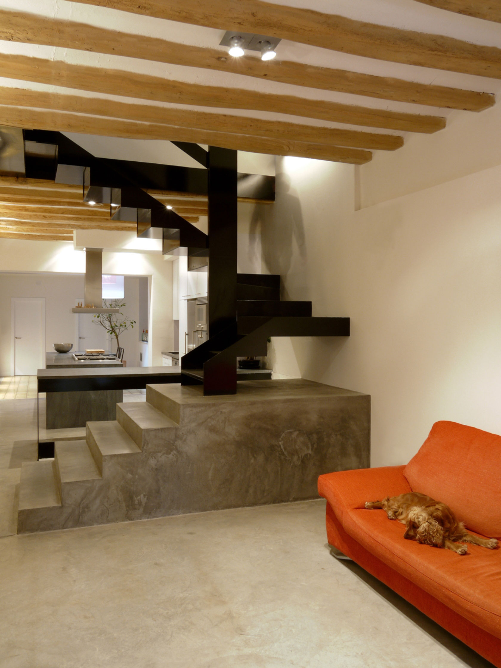 Дизайн интерьера реконструированного дома, Италия
