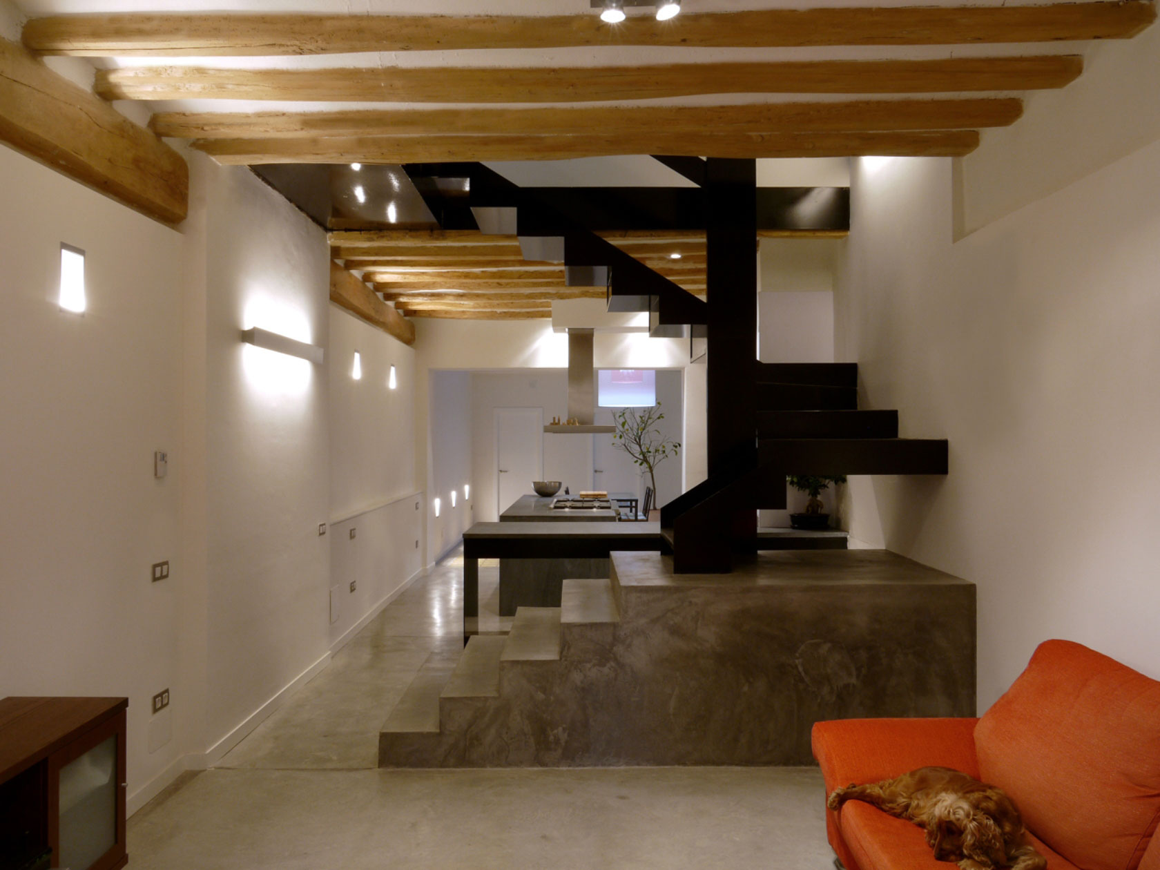 Дизайн интерьера реконструированного дома, Италия