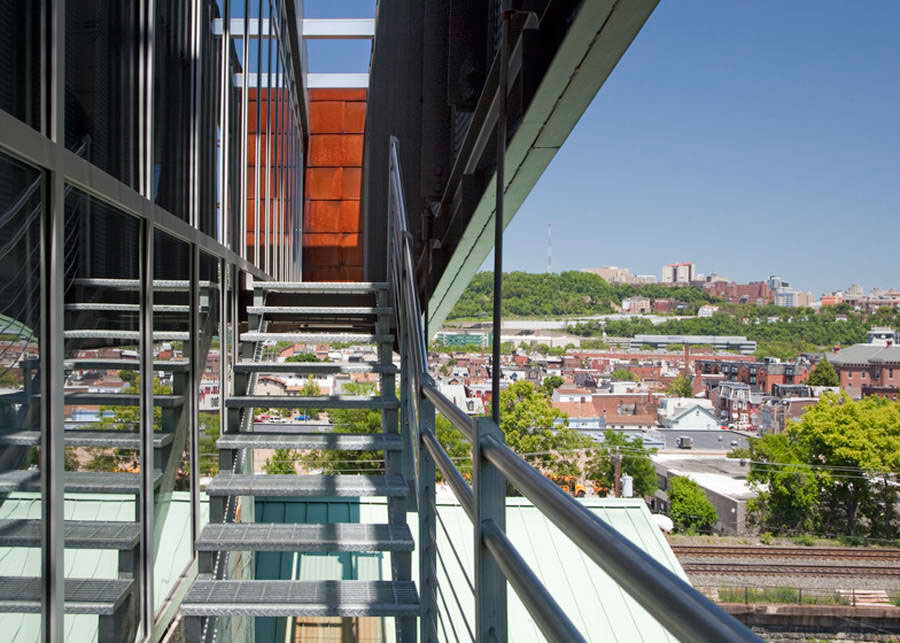 Интерьер загородного дома Emerald Art Glass House от FISHER ARCHitecture, Питтсбург, США
