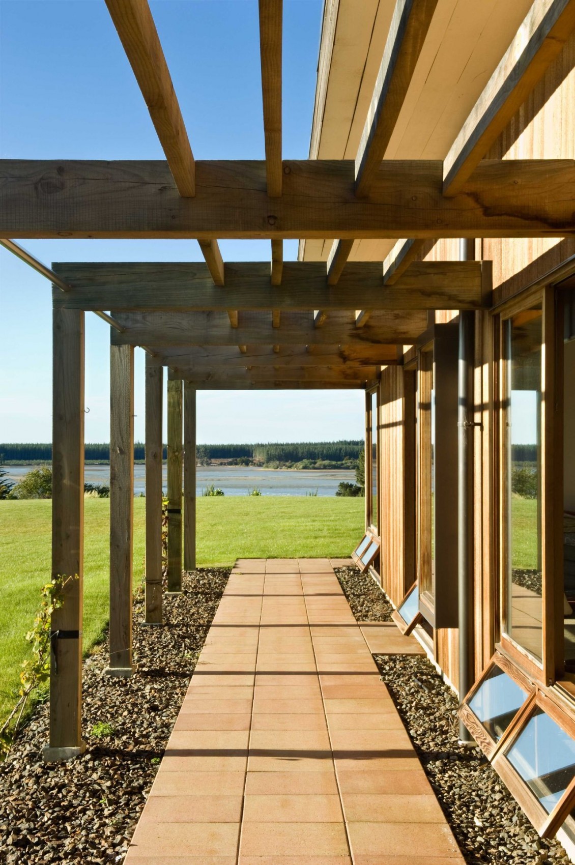 house-by-studio-pacific-02