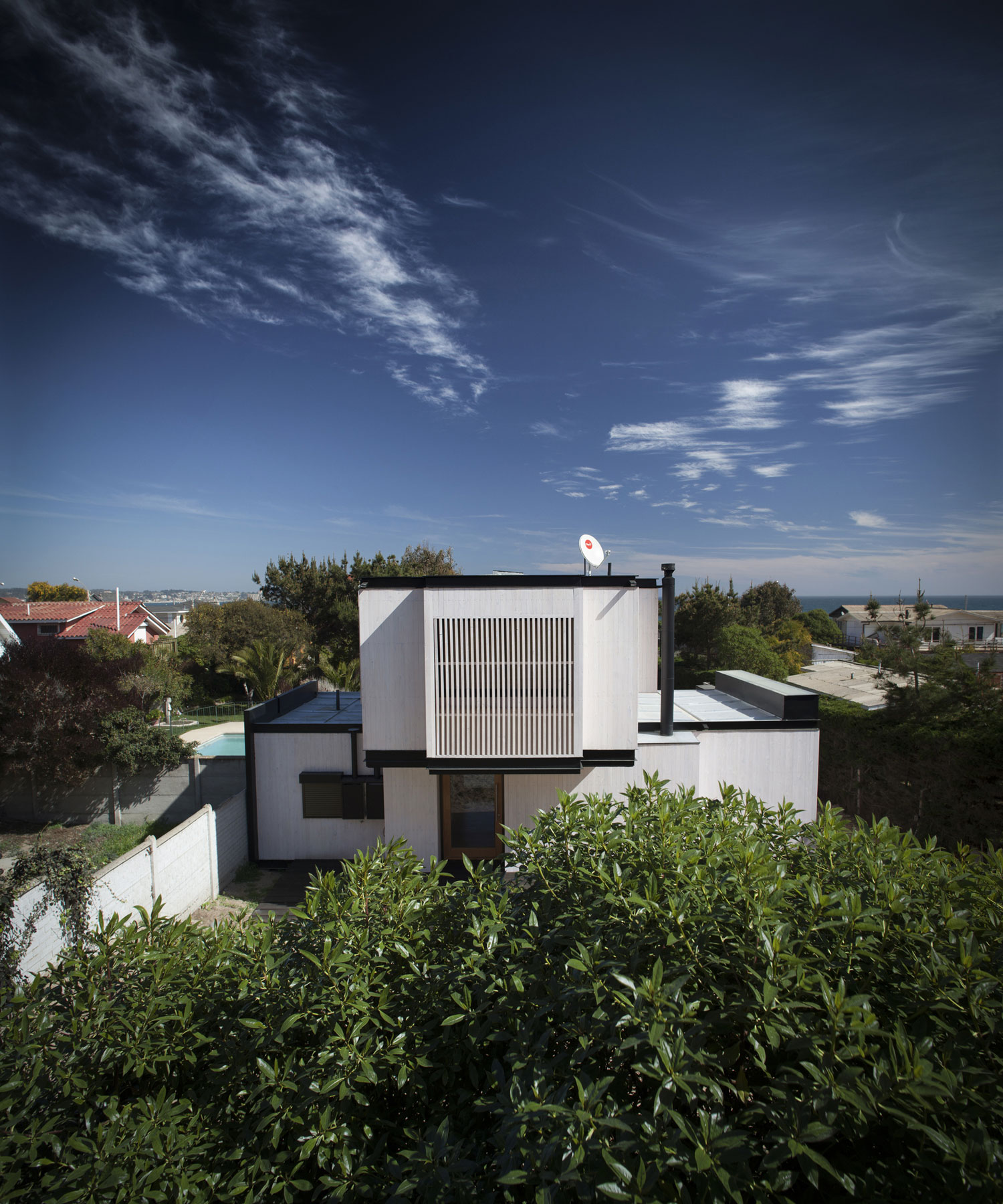 m-house-by-juan-pablo-merino-01