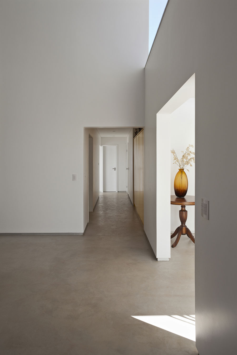 Коттедж Migliari Guimarães House, Бразилия