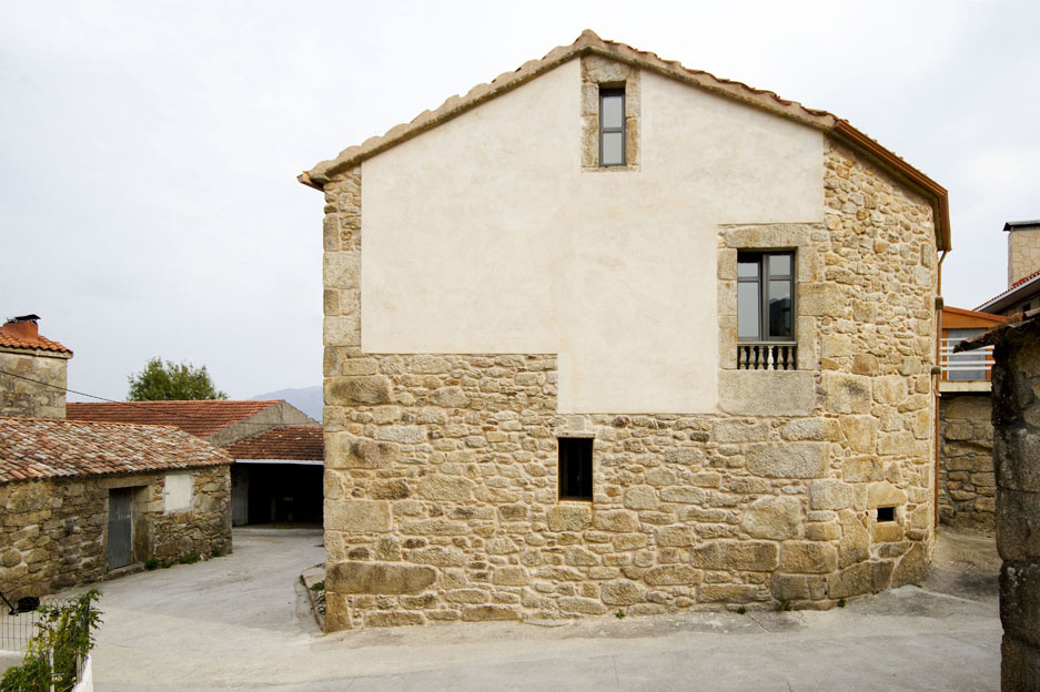 spain-stone-house-01