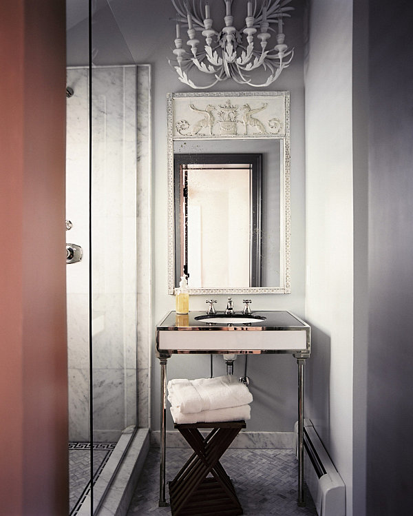 decorate-a-small-bathroom-10