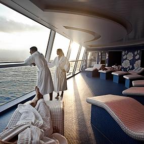 relaxing-honeymoon-aboard-10