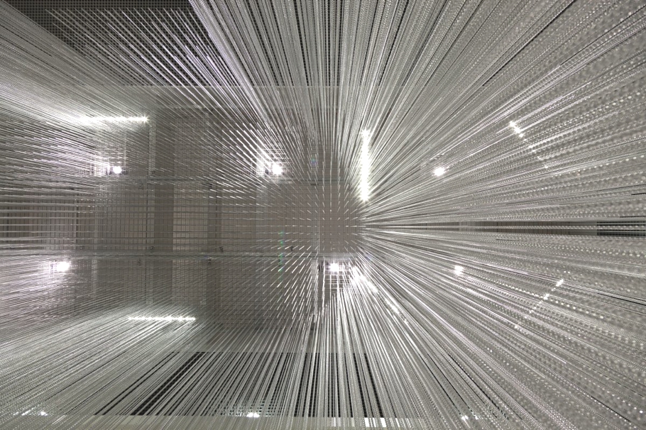 curtains-that-give-the-effect-of-rain-15