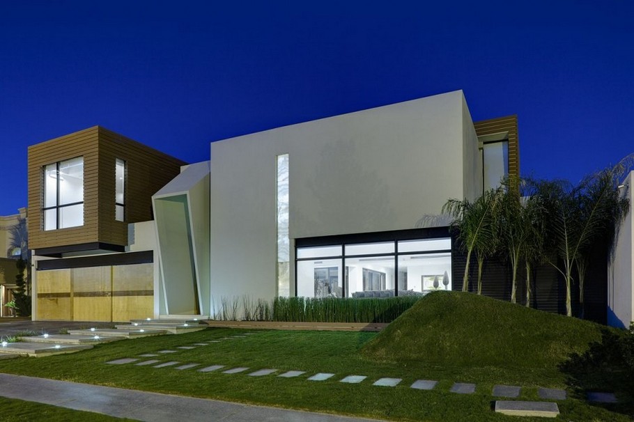 home-in-mexico-by-arquitectura-en-movimiento-01