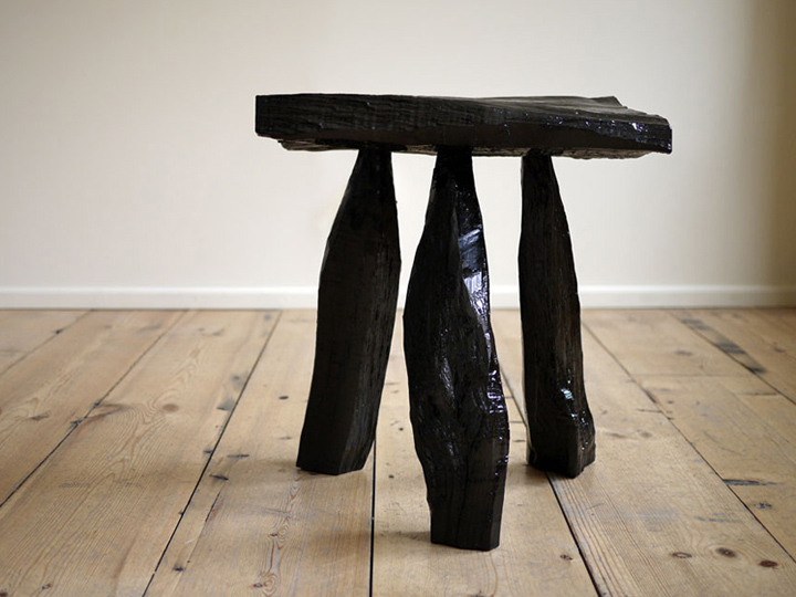 urushi-bench-by-max-lamb-04