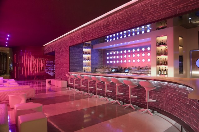 bar-design-revolution-lounge-03