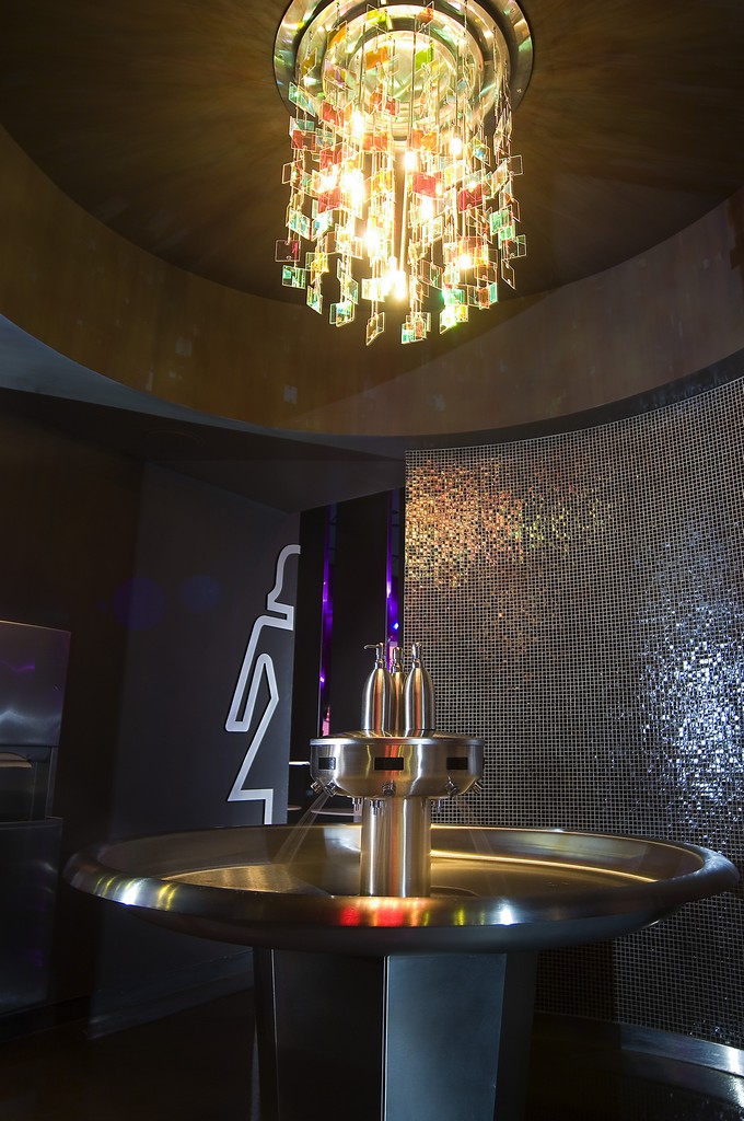 bar-design-revolution-lounge-08